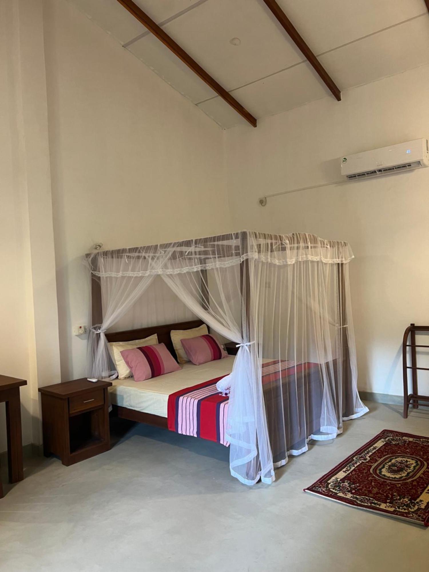 TEMBO Cottage Wilpattu Esterno foto
